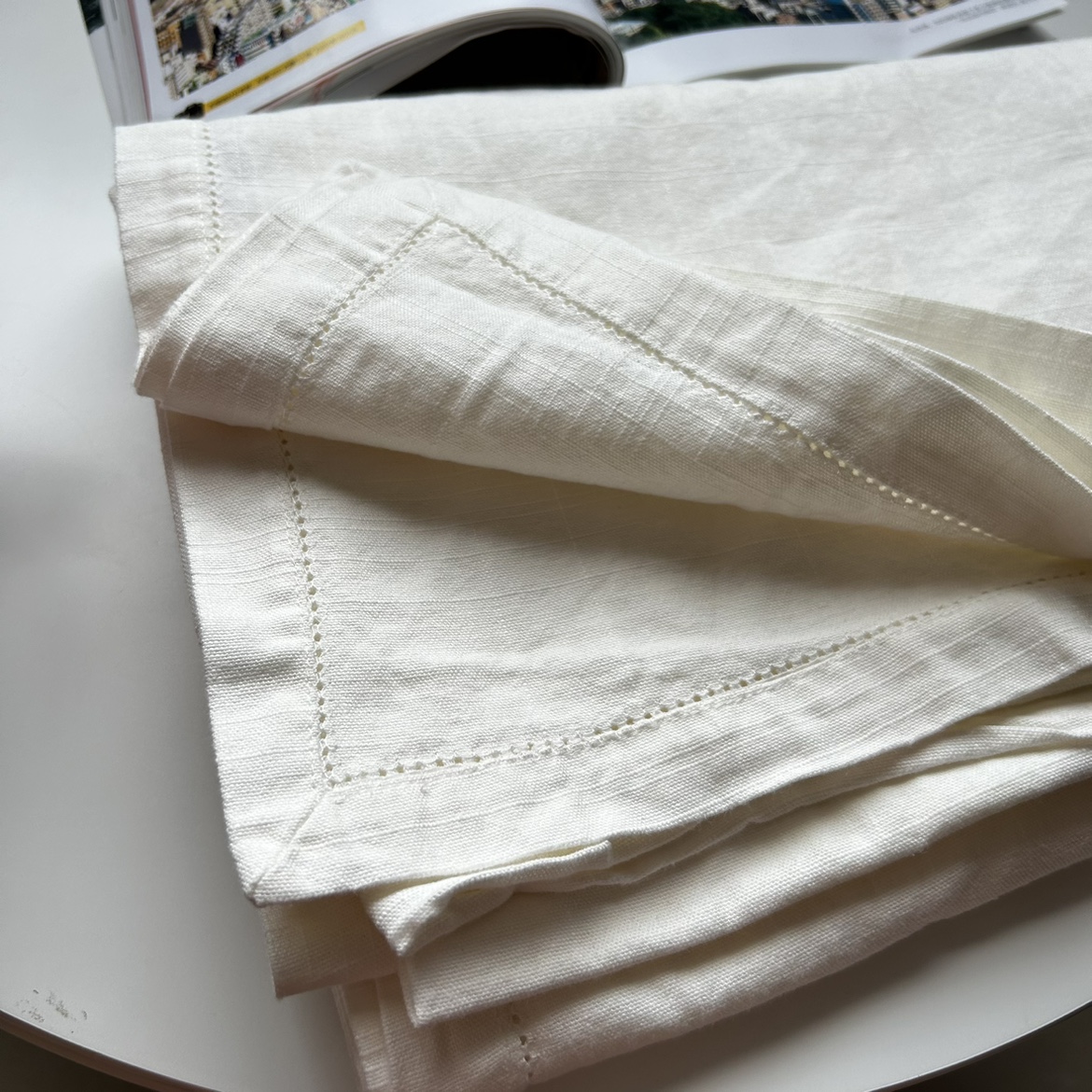 白菜价外贸剩余微瑕纯棉竹节棉桌布单人床单盖毯纯棉镂空边纯色