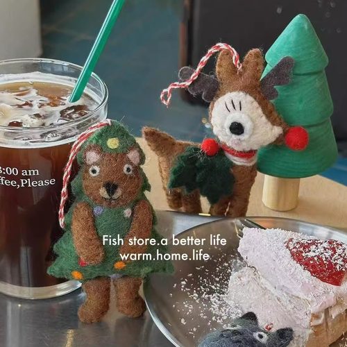 手工戳戳羊毛毡挂件圣诞树圣诞鹿