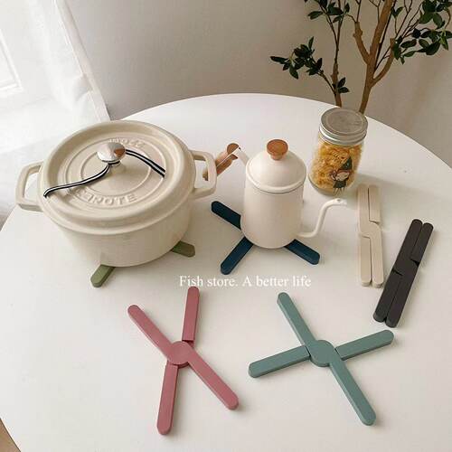 彩色可折叠硅胶垫餐垫隔热垫锅垫