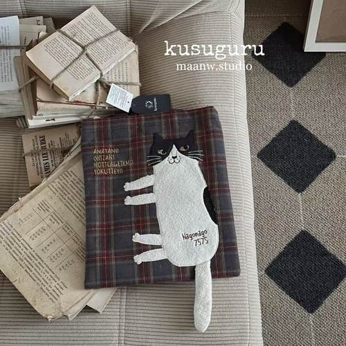 kusuguru英伦格子猫咪布艺包