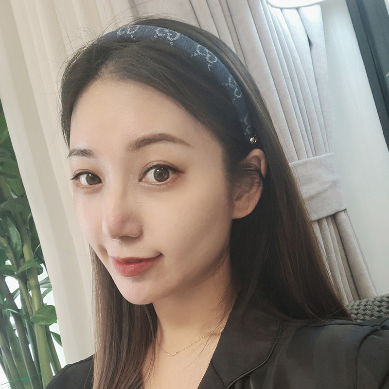 时尚韩国字母发旅发卡发箍女洗脸网红韩版外出防滑压发头箍发箍