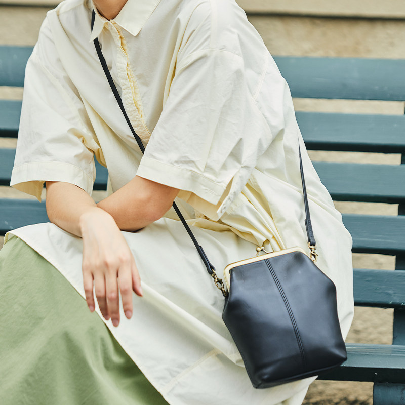 藤也家原创日系复古小众设计口金包头层纯牛皮时尚夹子女包手机包,箱包皮具/热销女包/男包,通用款女包,淘宝优惠券,粉丝福利购,淘宝优惠卷