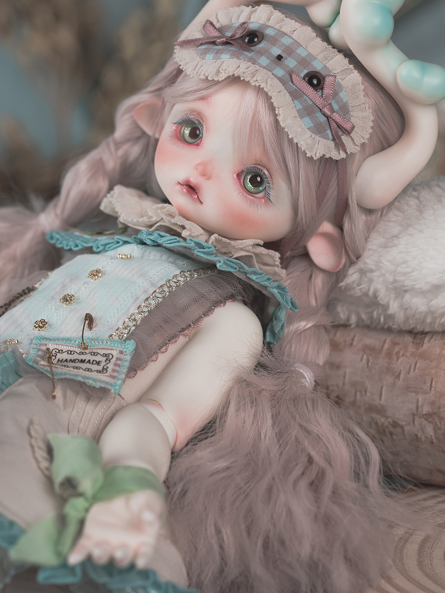 Sold out display DollZone Li Kou Li Kou bjd doll 4 points genuine original doll hand-made forest deer