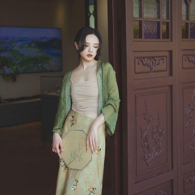 汉元素改良版通勤汉服夏季薄款女正品中国风宋制日常复古三件套装