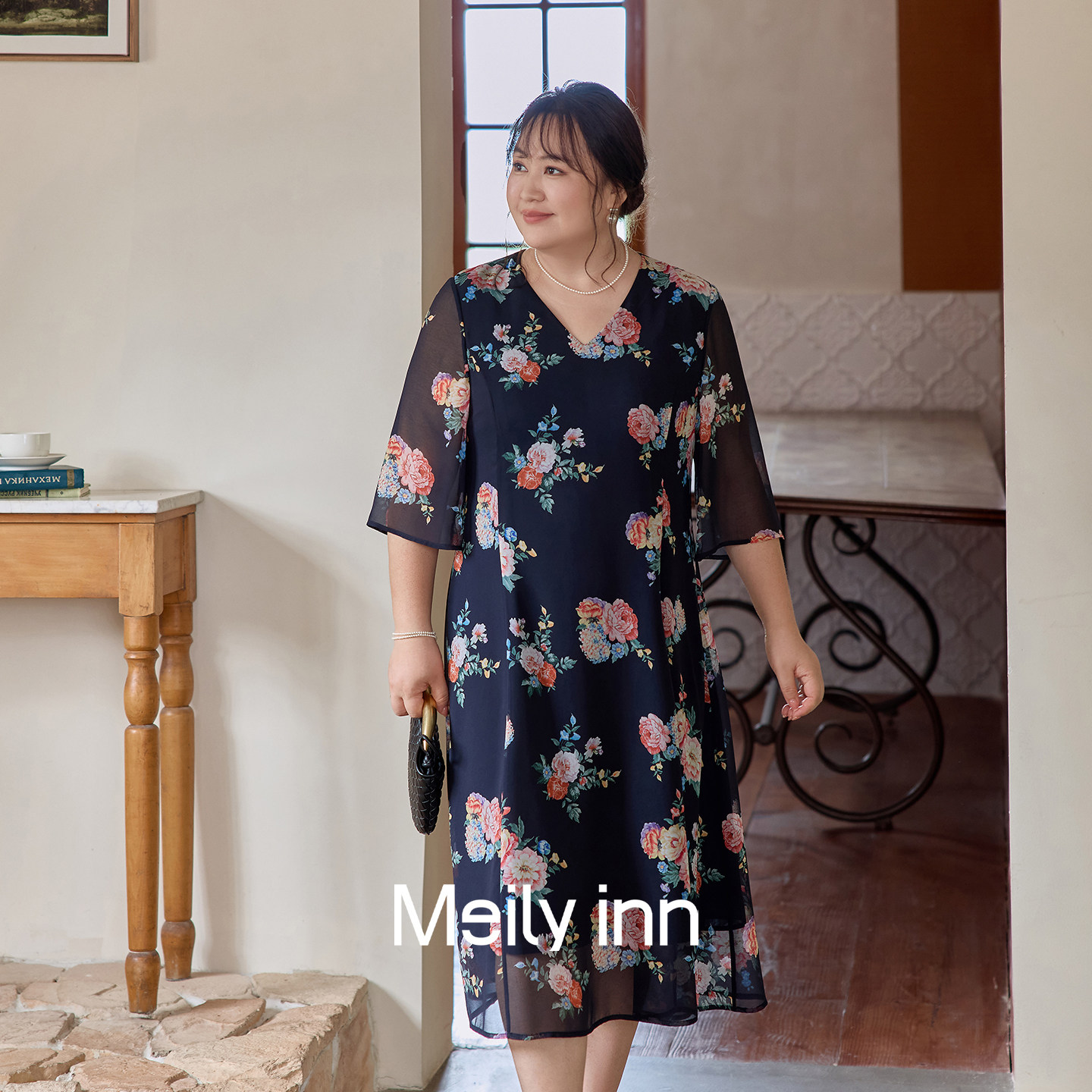 美丽客栈大码重要场合连衣裙胖妹妹轻奢高级感巨好看2025新款女装