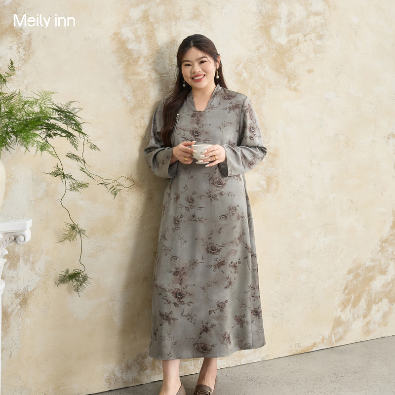 美丽客栈高端大码女装新中式国风高质感连衣裙秋胖mm显瘦缎面裙子