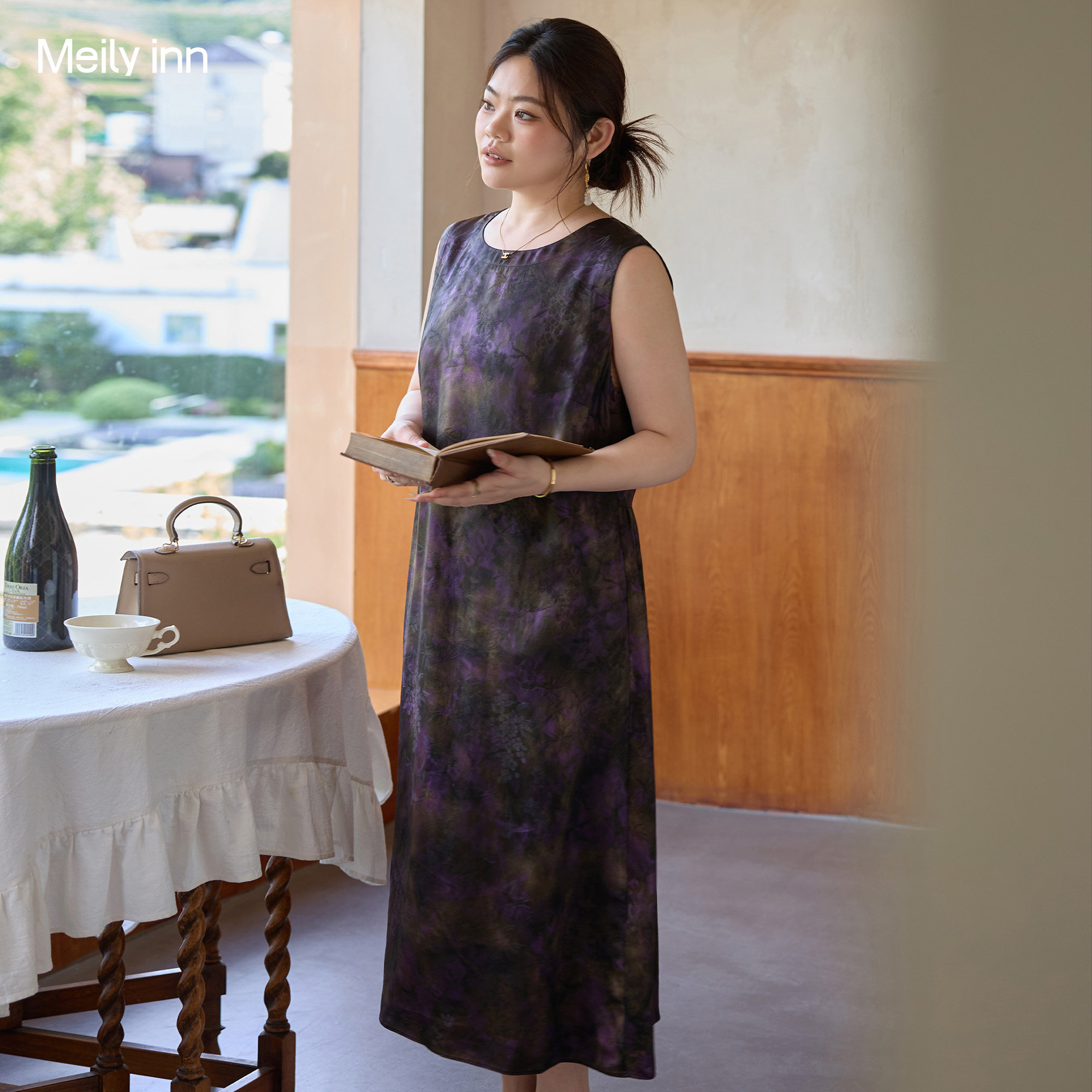 美丽客栈高端大码女装胖mm巨显瘦裙子轻奢高级感无袖圆领背心裙