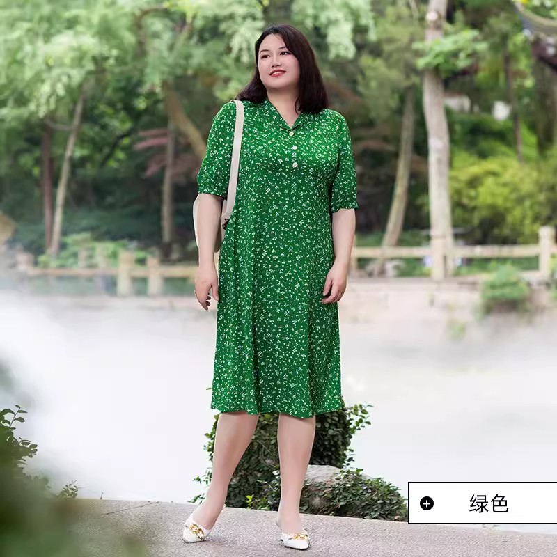美丽客栈绿野仙踪连衣裙夏季小翻领遮肉大码女装清新小碎花连衣裙