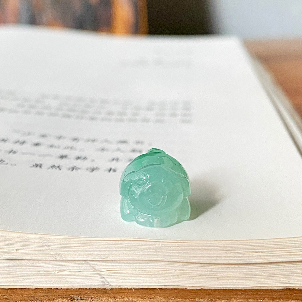 【招财萌宠】翡翠小猪无结构冰绿雕刻立体日常百搭女款爆款吊坠