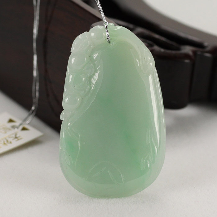 天然缅甸翡翠玉A货芙蓉种淡阳绿色 福瓜有钱有福吊坠挂件证书包邮
