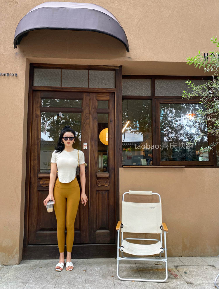 喜庆快跑罗纹健身裤速干大码蜜桃