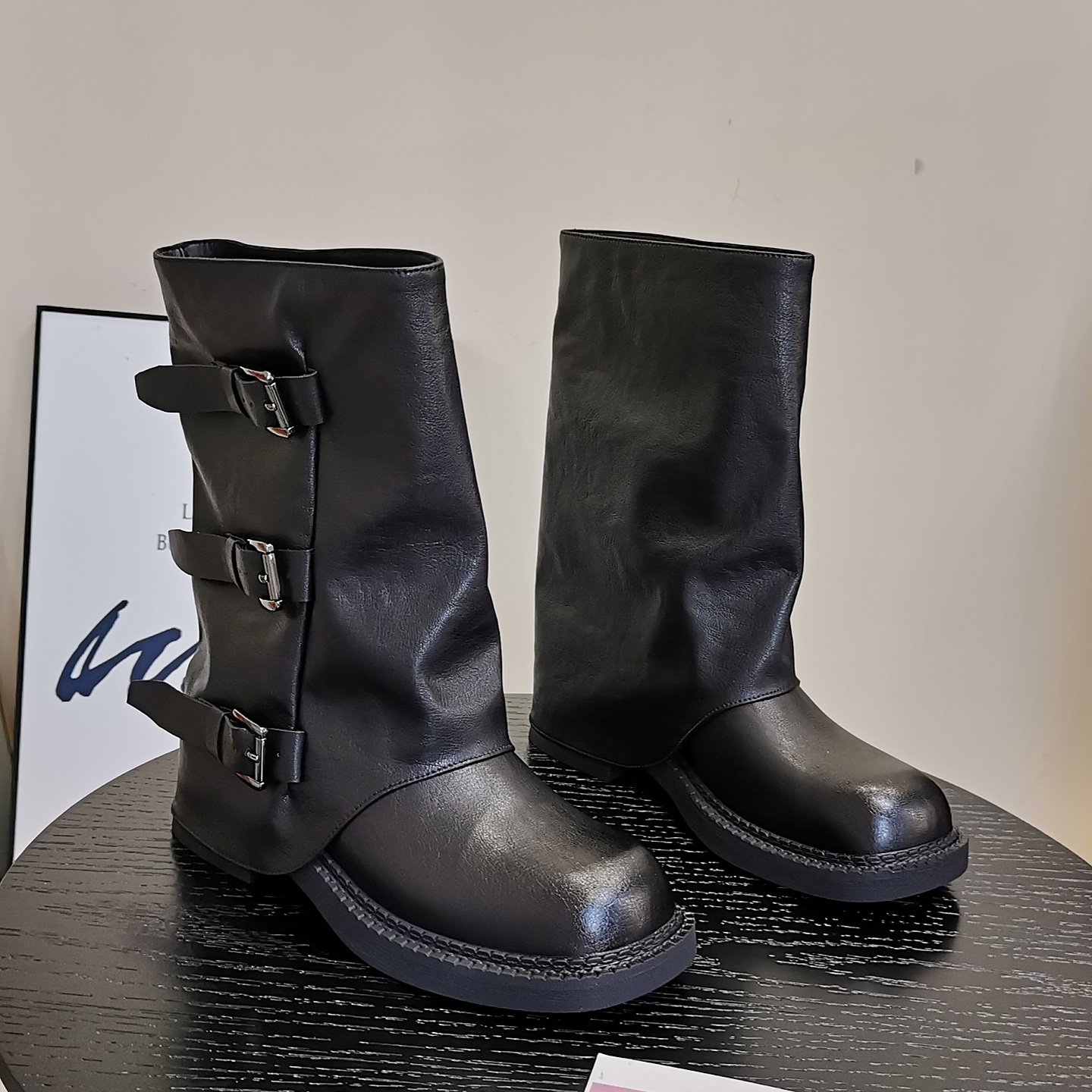 复古英伦风皮带扣时装靴女2025秋季新款厚底中筒靴气质褶皱堆堆靴,女鞋,时装靴,淘宝优惠券,粉丝福利购,淘宝优惠卷