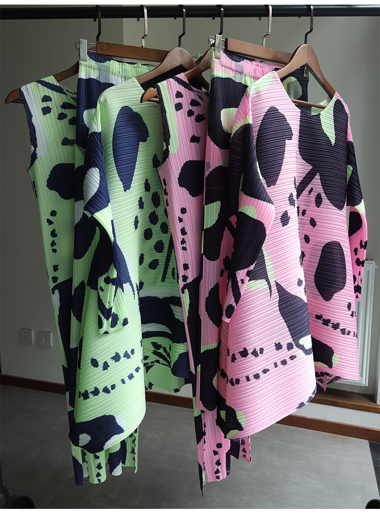 520限定系列日本进口东丽面料褶皱上衣裤子连衣裙