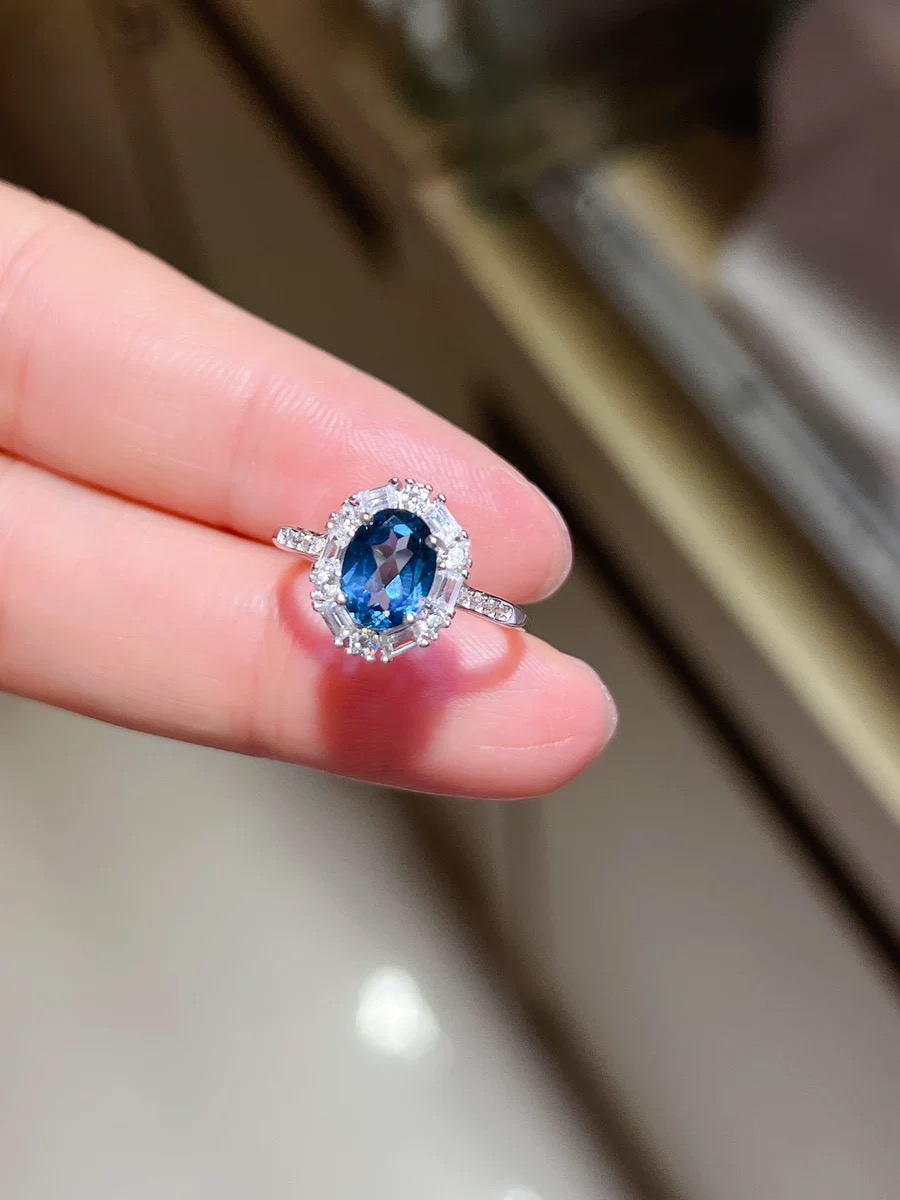 【地质大学】【中国地质大学】天然伦敦蓝蓝托帕石戒指伦敦蓝活口