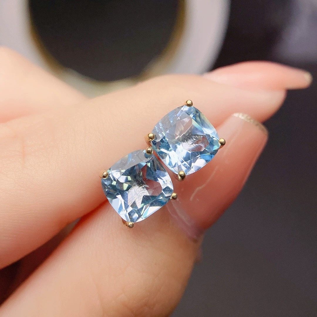 【地大珠宝】天然托帕石耳钉s925银 晶体全净简约精致，主石8*8mm,珠宝/钻石/翡翠,耳饰,淘宝优惠券,粉丝福利购,淘宝优惠卷