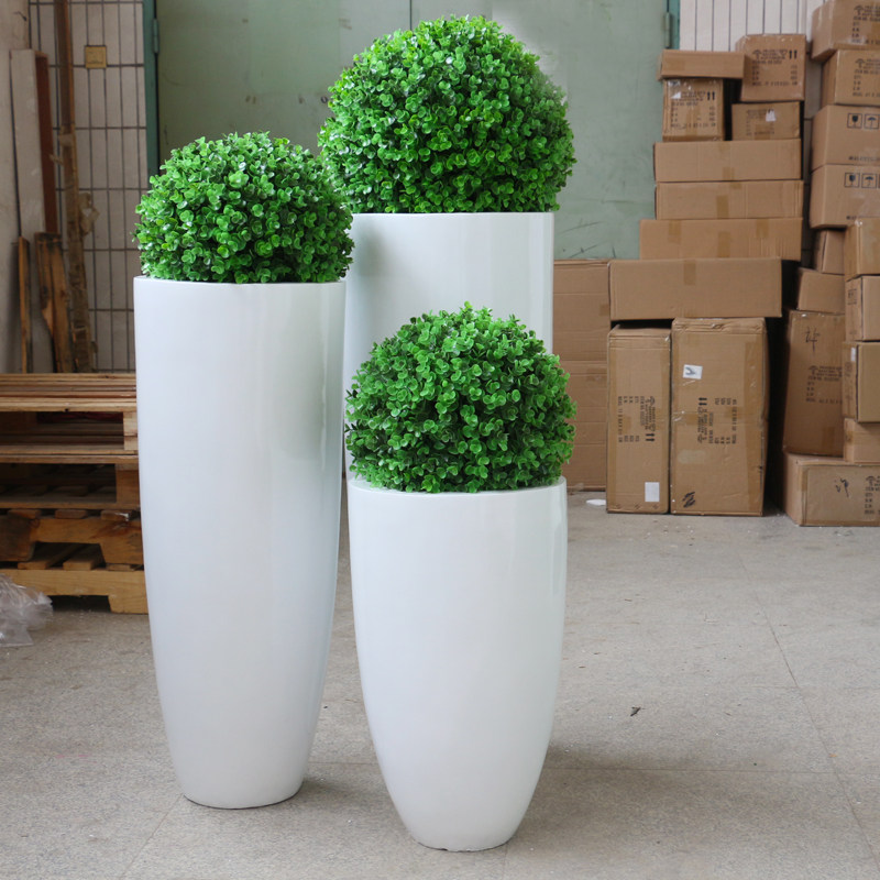 白色圆斗子弹头落地大花瓶花器花盆摆件 客厅酒店商场售楼处软装在类目 家居饰品, 花瓶/花器/仿真花/仿真饰品, 花器/花瓶, 花瓶中 - 来自Buy2taobao.com提供专业的淘宝代购服务