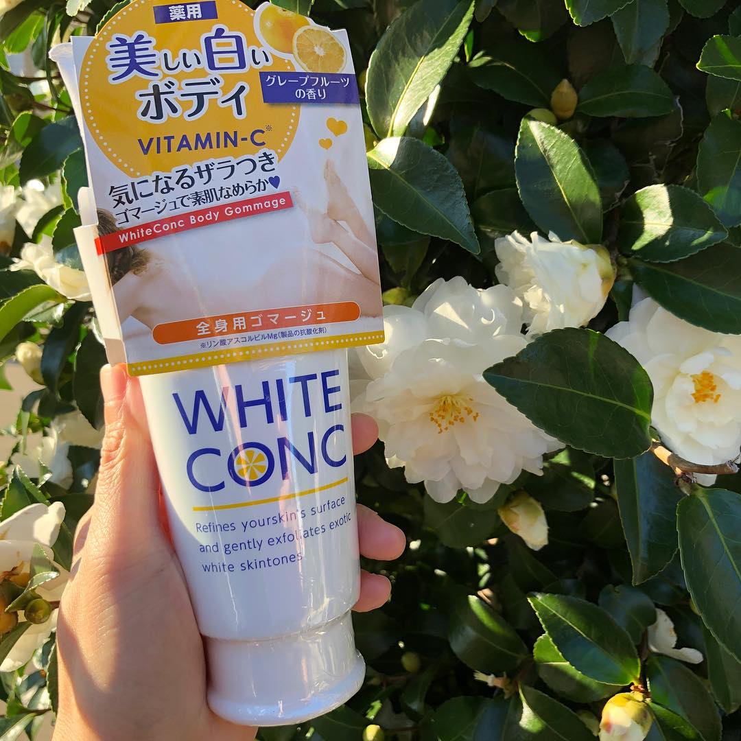 日本white conc美白磨砂膏身体去鸡皮疙瘩去毛囊角质死皮沐浴露