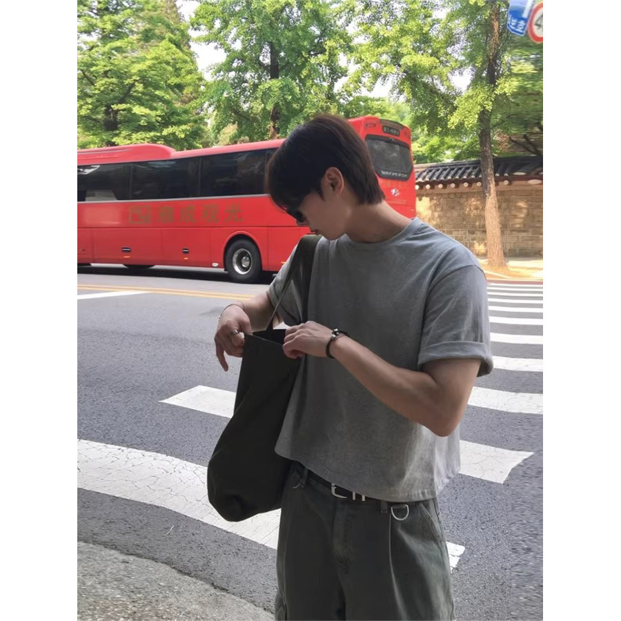 韩国东大门代购夏季时尚纯色cropped简约圆领休闲宽松短袖T恤衫男
