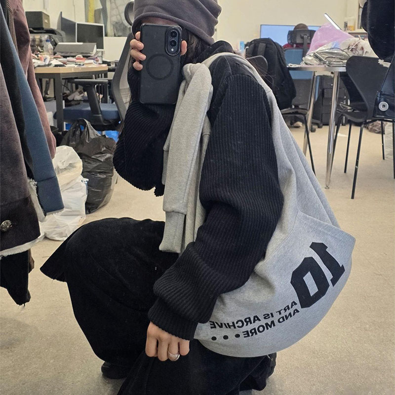 韩国代购男女款单肩包2件包邮