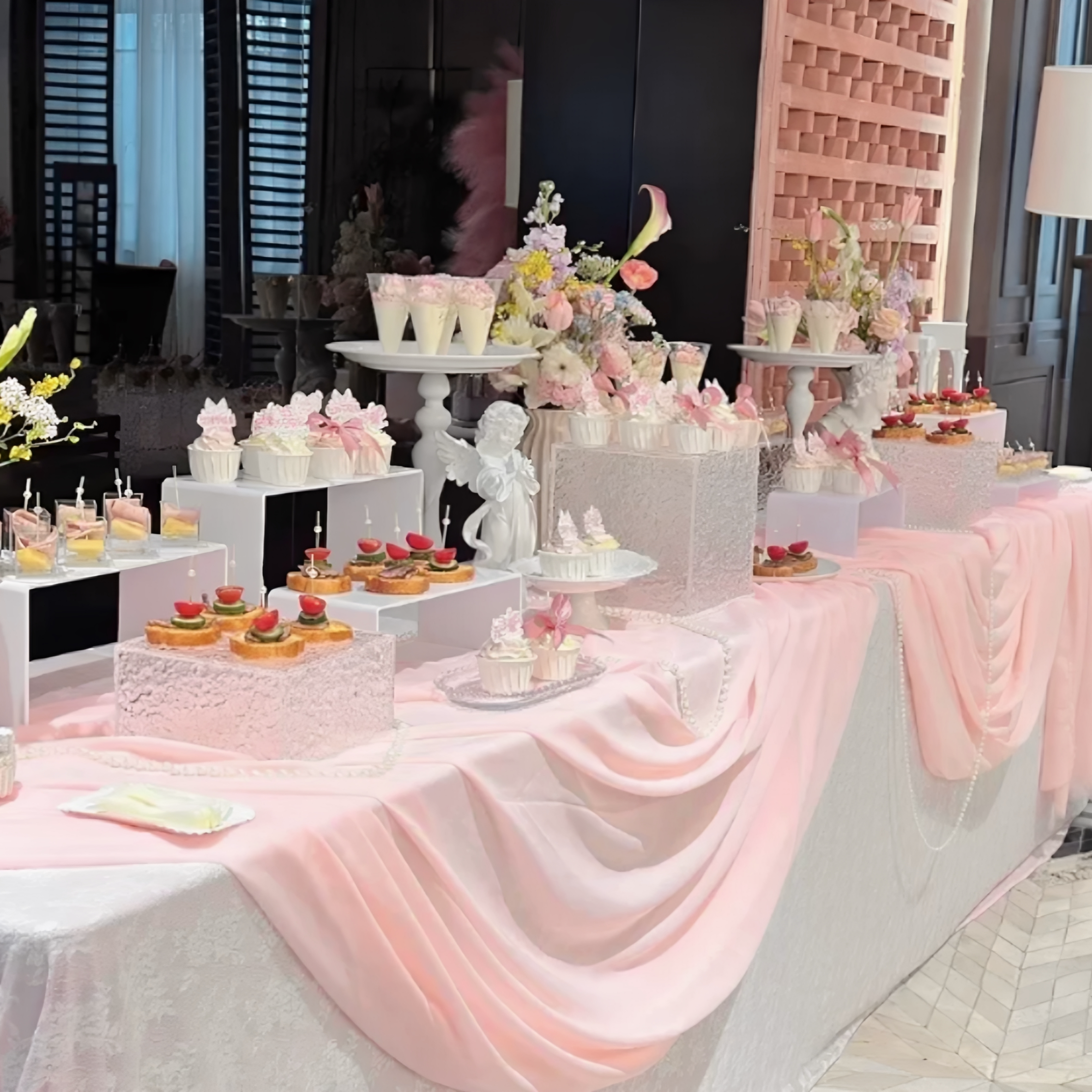 粉色弹力布生日派对宴会餐桌布