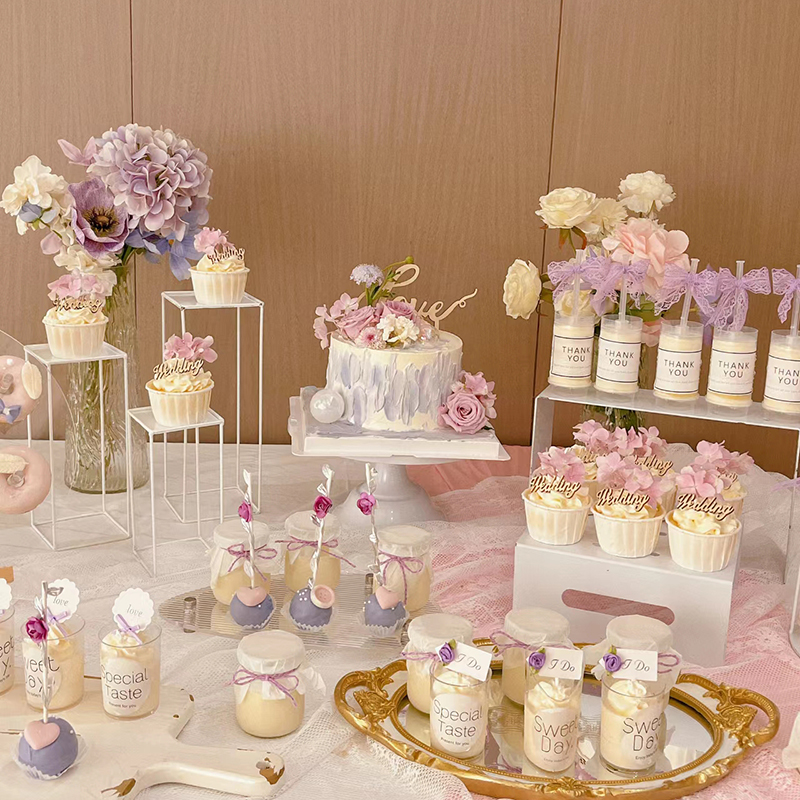 粉紫色甜品台纸杯蛋糕插件贴纸