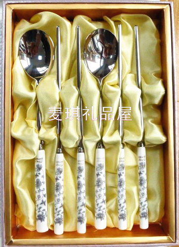 TOPMATE韩国进口餐具灰蝴蝶陶瓷18-10不锈钢吃饭勺子实心扁筷子2P