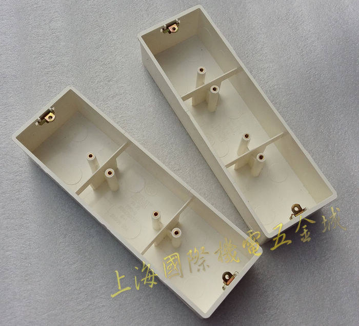 公元塑料PVC三联底盒 暗盒 底盒 86型暗盒*塑料暗盒*PVC暗盒190克