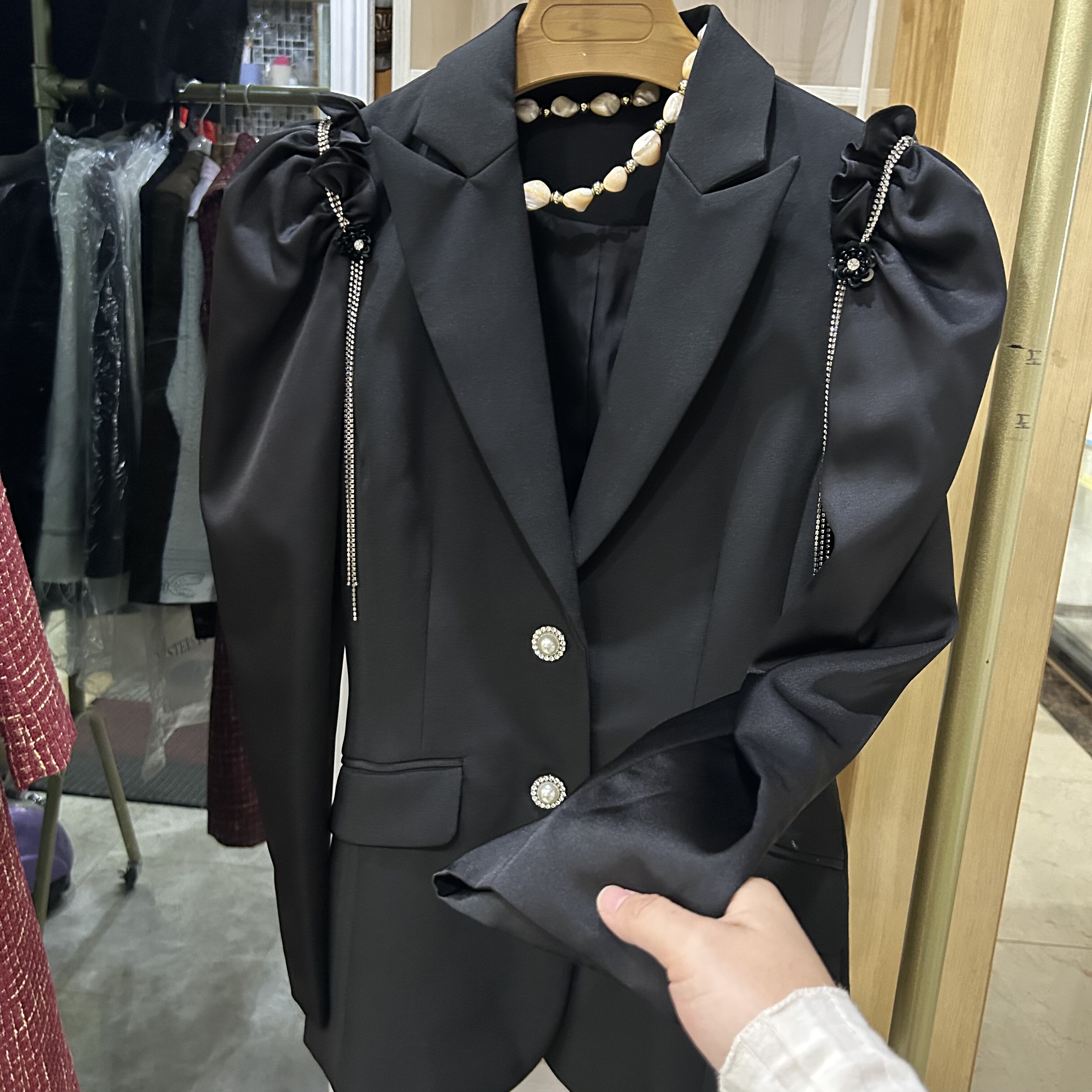 南油！黑色秋款西装外套女欧货休闲高级感中长款小众设计感西服