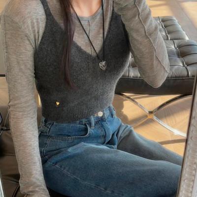六月林 韩国博主同款针织深灰色背心马甲女新款修身显瘦法式叠穿