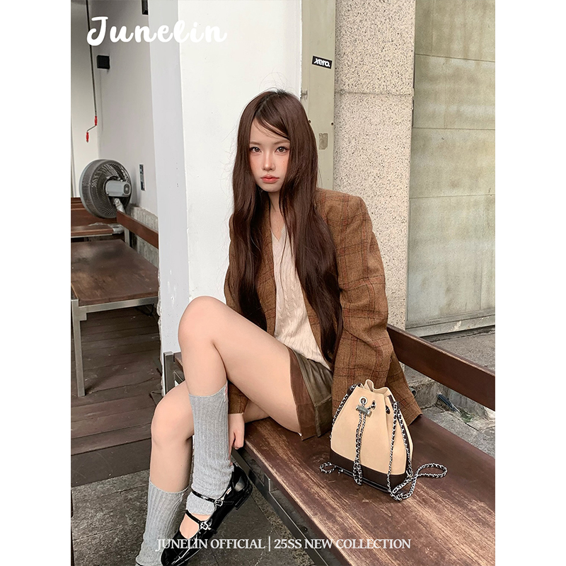 六月林 韩国博主同款小众高级时尚设计感格子西装外套气质百搭女