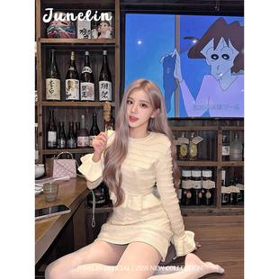 六月林 法式名媛千金风显贵聚会穿搭温柔风针织上衣包臀裙两件套