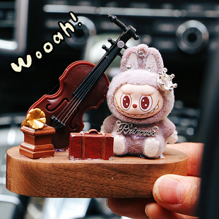 2025新款汽车摆件拉布布网红车载中控台装饰品可爱车内饰用品女生