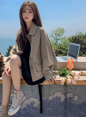 (新品首发）出货中，，卡其色短外套宽松009-2302-P120-K178