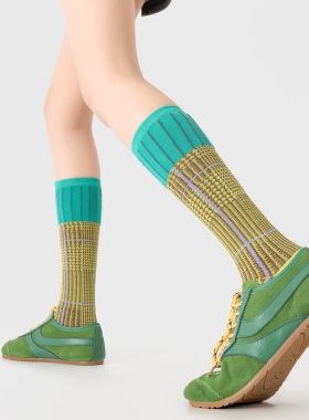 春夏时尚新款格纹小腿袜子女士薄荷曼波绿风显瘦辣妹y2k百搭堆袜