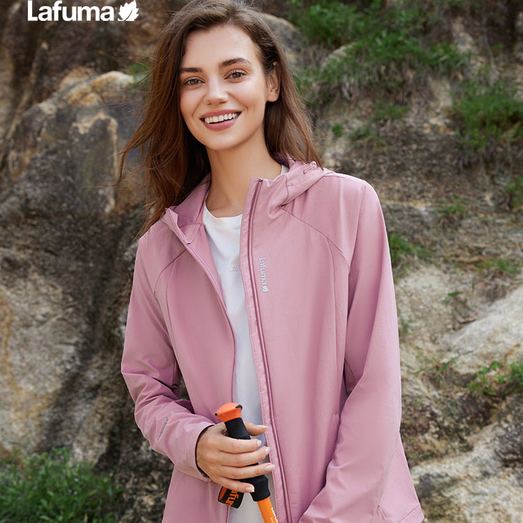 乐飞叶户外女士耐磨防泼水软壳衣