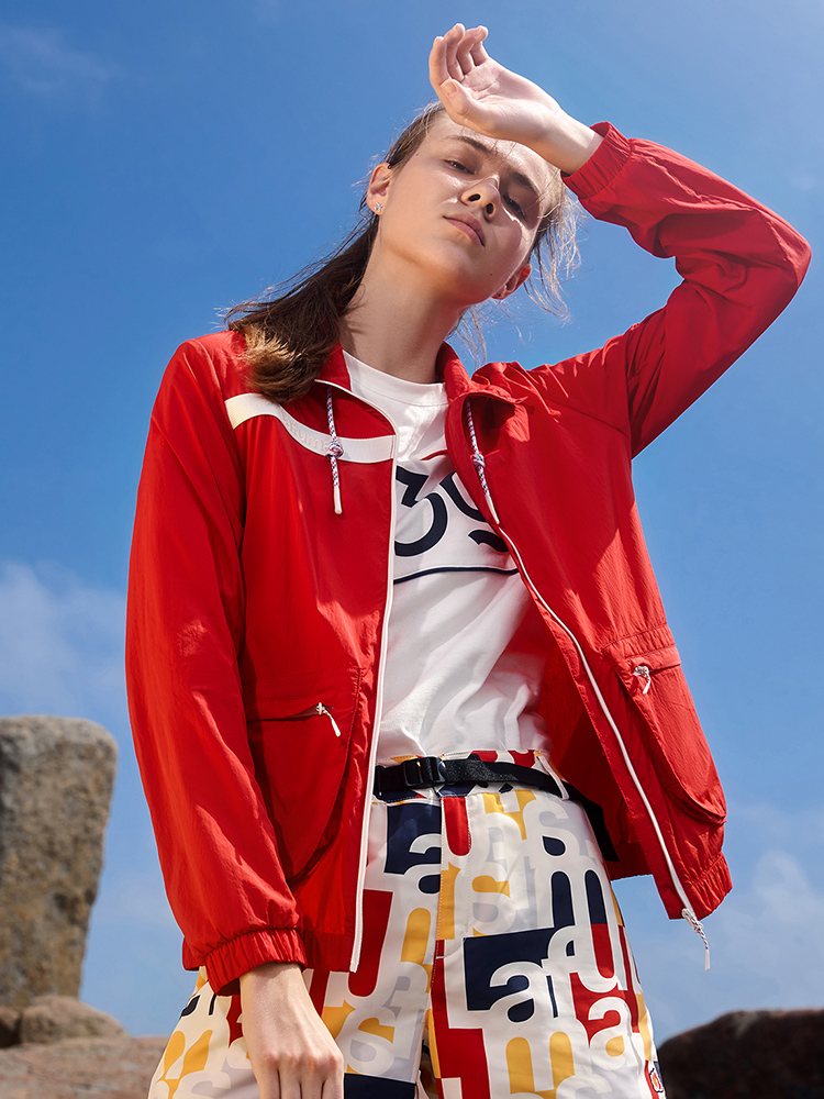 乐飞叶lafuma新款情侣运动风衣