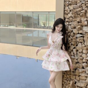欧美轻奢玫瑰丝麻印花立体花朵挂脖系带连衣裙女公主蓬蓬礼服裙