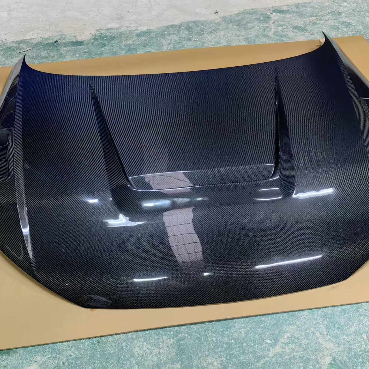 汽车改装适用于奥迪a3s3rs3碳纤维开孔机盖2019-2025年份新款式