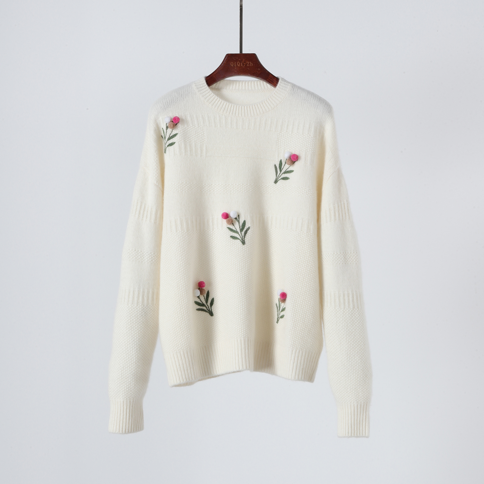 质感超棒 手工立体花朵羊绒衫 重磅圆领针织套头毛衣