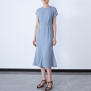 恬淡优雅 双层桑蚕丝 重磅真丝重乔立裁修身圆领落肩鱼尾连衣裙