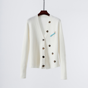 毛衣上衣 软糯老钱风针织衫 山羊绒V领开衫 女白色可侧扣长袖