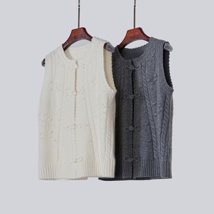 新中式盘扣山羊绒马甲圆领立体勾花复古坎肩毛针织衫