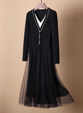 A018 春秋款V领针织网纱拼接撞色设计感假两件中长裙连衣裙