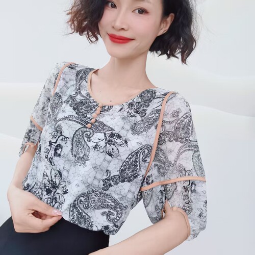 2051 圆领印花薄款清凉舒适显瘦洋气女士复古百搭宽松小衫 JR