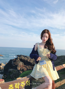 thepeachofficial【维伊特的盛夏】黄色收腰碎花吊带连衣裙短裙女