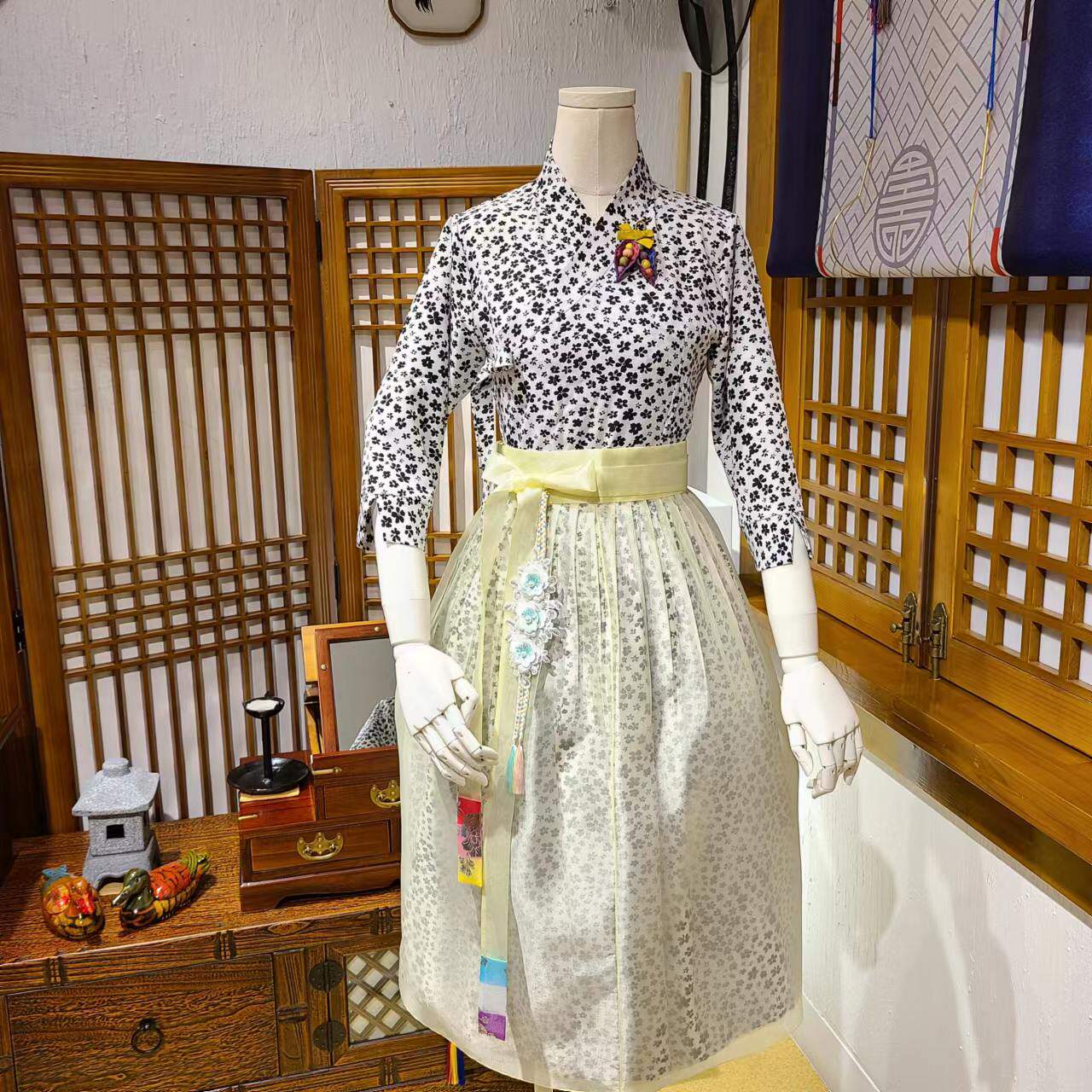 朝鲜族平时穿的生活韩服连衣裙包含外层薄纱有弹力很舒服H-S22040