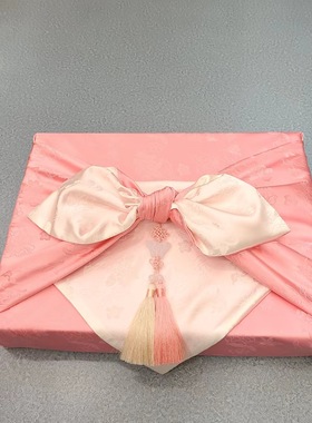 礼品包布送礼包装韩国进口双层洋缎子珊瑚色白色柔软包布H-B22010