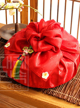 韩国原装进口礼品包布 送礼包装 洋缎子布料红色单层 H-P06704