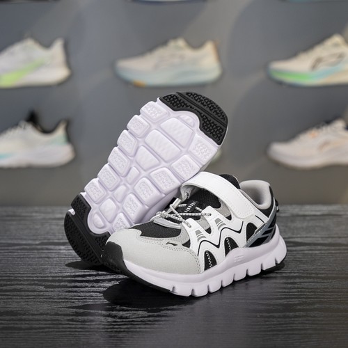 李宁四季通用减震小童运动鞋