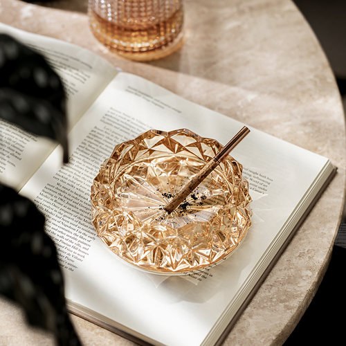 正想 轻奢高端璀璨玻璃烟灰缸家用客厅茶几办公室摆件不规则烟缸